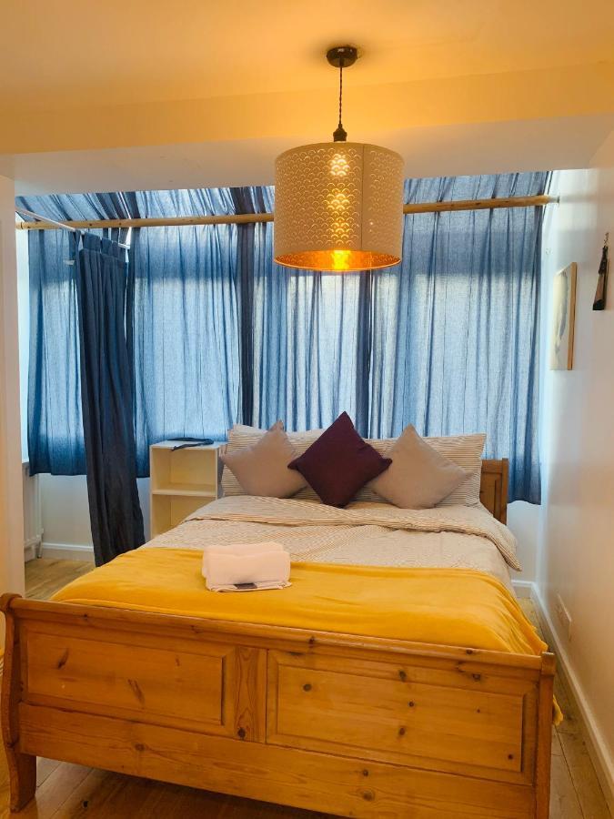 Riverside Double Room With Double Sofa Bed ロンドン エクステリア 写真