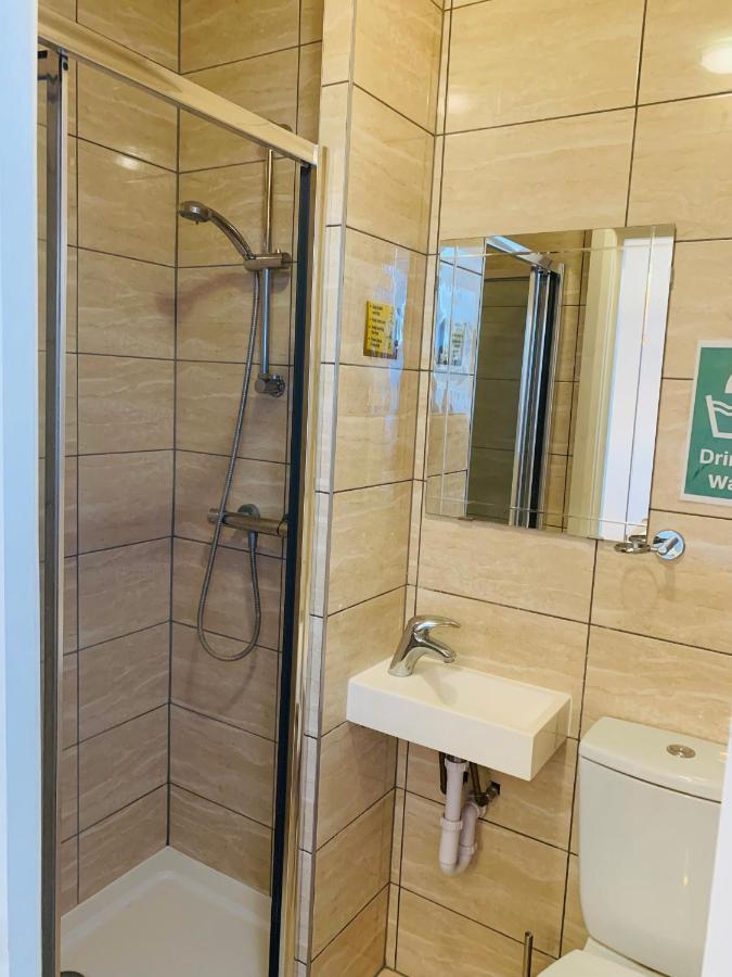 Riverside Double Room With Double Sofa Bed ロンドン エクステリア 写真